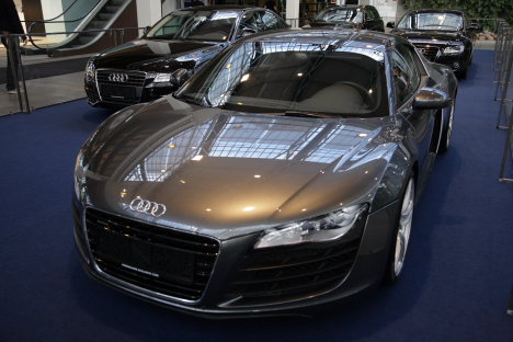 Er det svært at vælge? Næppe - Audi R8 i front foran sin øvrige Audi famlie.
(Foto: Motorsporten.dk)